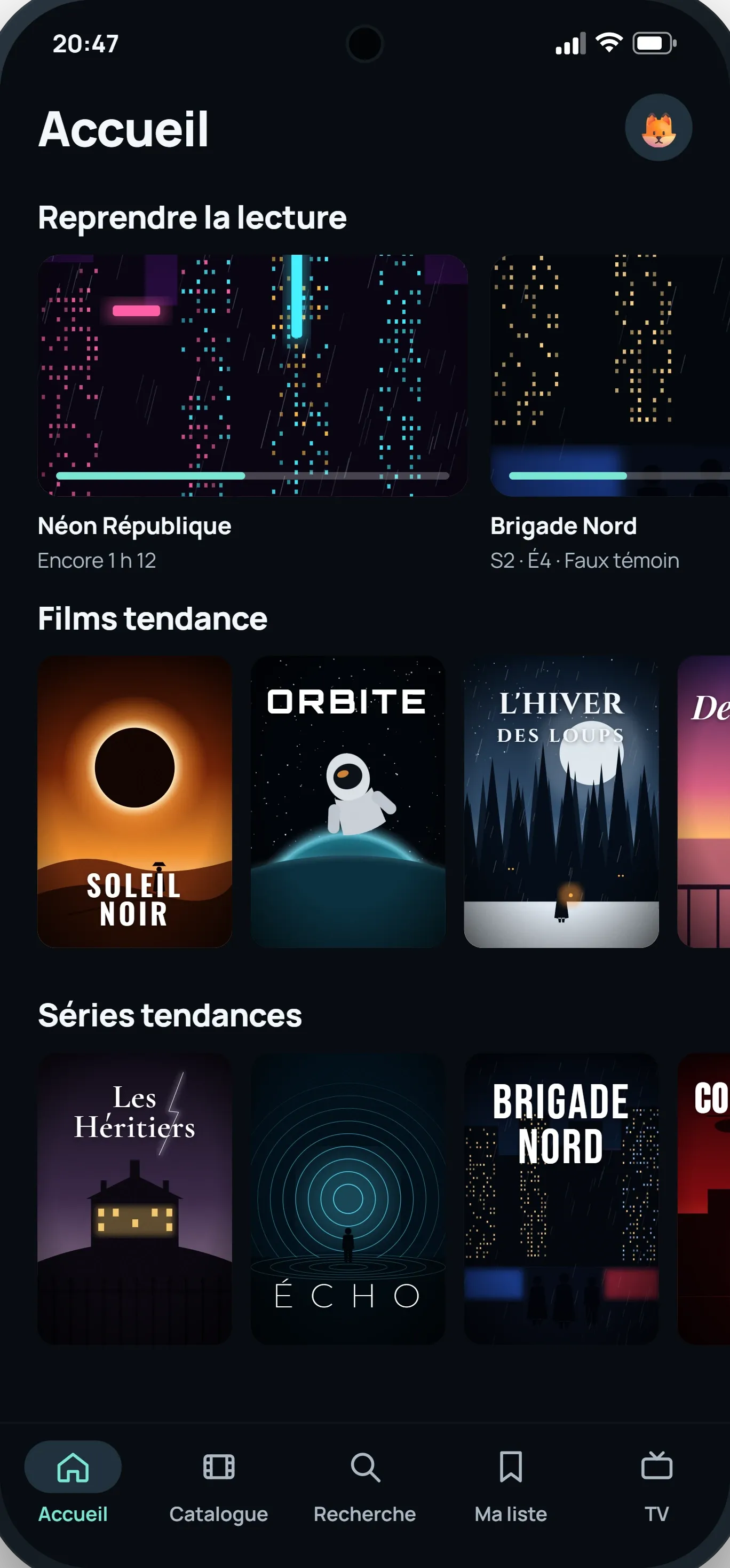 Accueil de ModelTV sur un téléphone : reprise de la lecture et films tendance